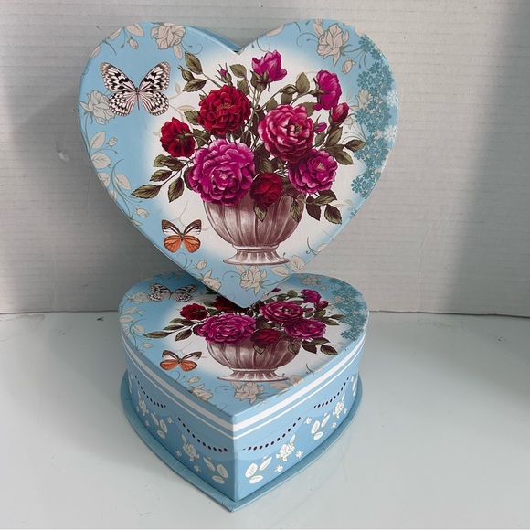 set of 2 Heart Shape paper gift boxes - Picture 2 of 7